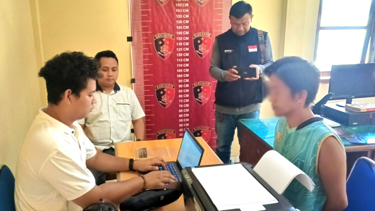 Pemuda Kabupaten Oku Selatan Ditangkap Usai Mencuri Motor Demi Sabu
            - galeri foto