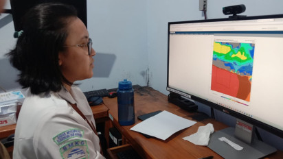 Kapal Ikan Karam Digulung Ombak di Banyuwangi, BMKG Ingatkan Potensi Gelombang Tinggi