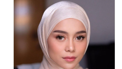 Rintih Tangis Lesti! Shopee Live Jadi Alasan Dibalik Air Mata Kebahagiaan Lesti Menyambut Sesi Perdana nya