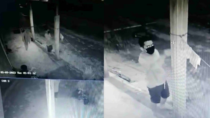 Terekam CCTV, Aksi Seorang Pemuda di Driyorejo Gresik Mengendap-endap Curi Celana dalam Wanita