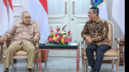 Lama Tak Muncul, Begini Penampilan Fauzi Bowo Eks Gubernur DKI Jakarta yang Tumbang oleh Ahok