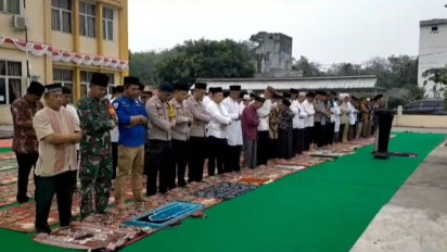 Ratusan Warga dan Polisi di Muba Gelar Shalat Istisqo Minta Turun Hujan akibat Kemarau Panjang