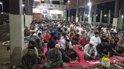 8 Nelayan Hilang di Perairan Blitar, Seribu Nelayan dan Warga Gelar Doa Bersama