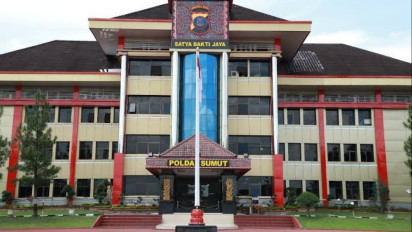 Setahun Laporannya Mandek, Kuasa Hukum Minta Penyidik Tetapkan Mantan Anggota DPR - RI Jadi Tersangka 