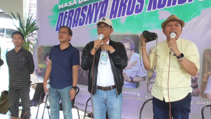 Hadiri Diskusi Bertema Korupsi Bareng Rocky Gerung dan Saut Situmorang di Yogyakarta, Refly Harun Dilempar Botol