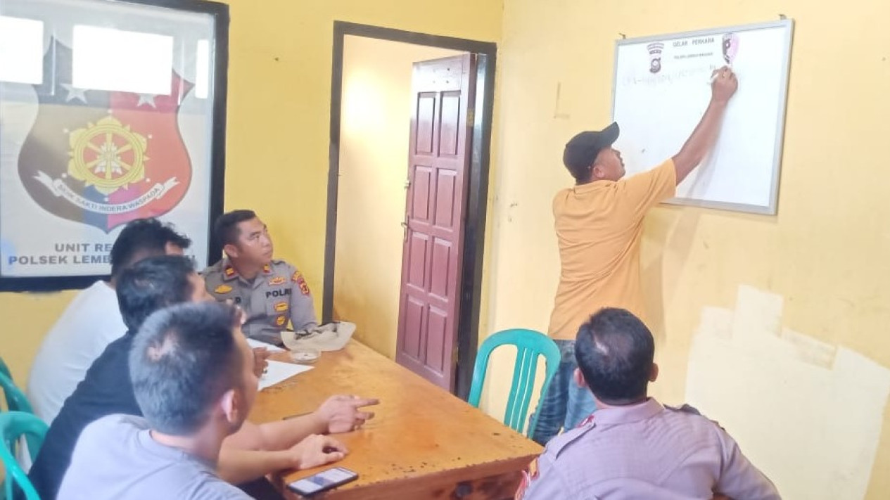 Tipu Juragan Beras hingga Rp360 Juta, Mama Muda di Merangin Jambi Ditangkap Polisi 
            - galeri foto