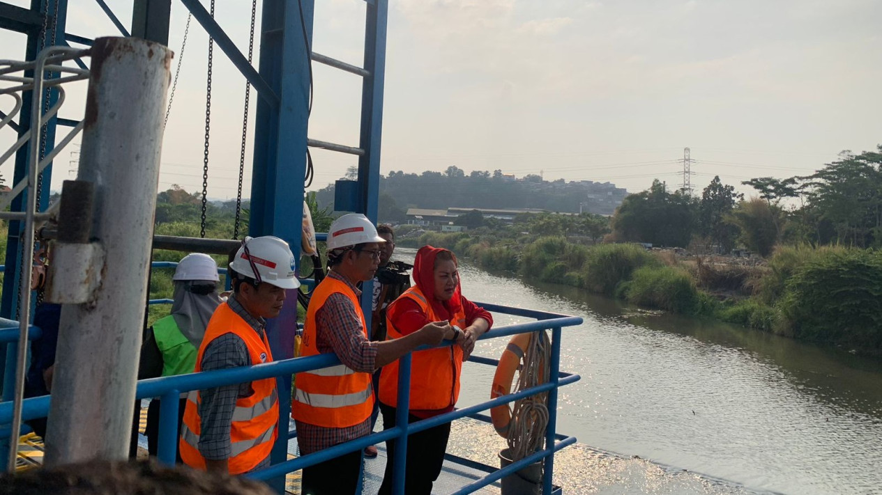 Wali Kota Semarang Pastikan Persediaan Air Bersih di Kota Semarang Cukup sampai Bulan Desember
            - galeri foto
