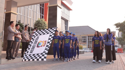 Puluhan Atlet Bola Voli Gresik Diberangkatkan Menuju Lokasi Porprov ke VII