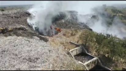 Kebakaran TPA Kopi Luhur Cirebon Hanguskan 2 Hektare Lahan, Api Belum Padam