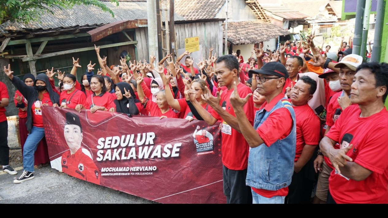 Relawan Gelar Senam Sehat di Salatiga
            - galeri foto