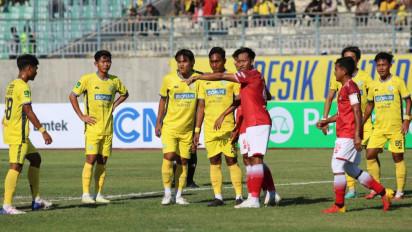 Tampil 10 Pemain, Gresik United Menang 2-0 atas Persekat Tegal di Laga Perdana Liga 2