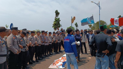 Terkait Relokasi Rempang, Puluhan Mahasiswa Berunjuk Rasa di Kantor Gubernur Kepri