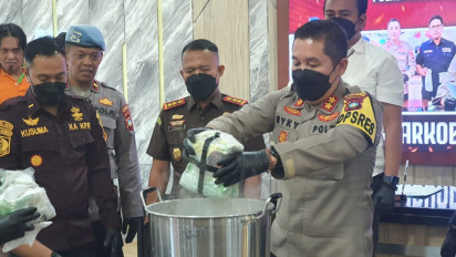 Polisi Karimun Musnahkan 1,856 Gram Sabu yang Melibatkan Anak Wakil Bupati