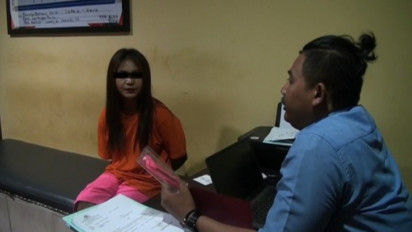 Cemburu Akibat Tak Jadi Dinikahi, Seorang Wanita di Tambora Sayat Wajah Istri Sah Mantan Pacar dengan Pisau Cutter