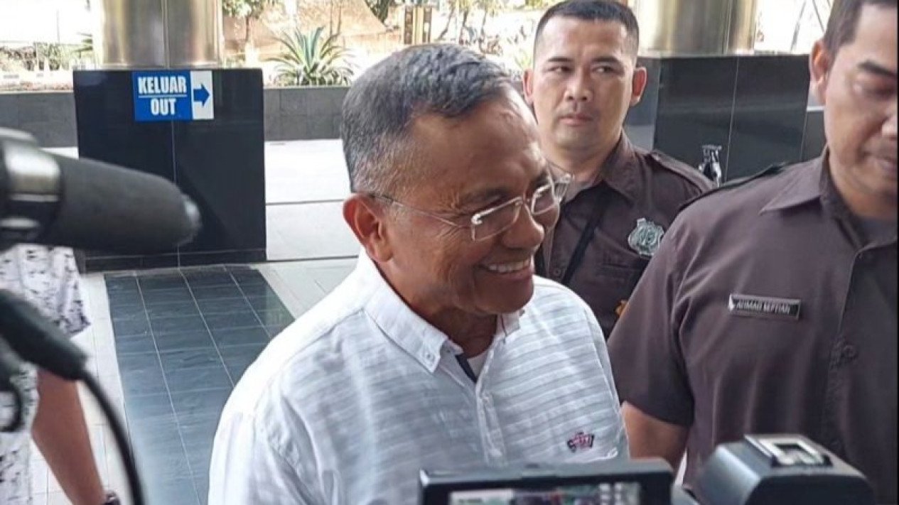 Dahlan Iskan Penuhi Panggilan KPK Terkait Kasus Korupsi LNG
            - galeri foto