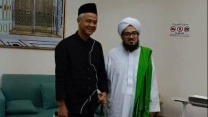 Sambil Umrah, Ganjar Sowan ke Ulama Ternama di Arab Saudi Sayyid Ahmad bin Muhammad Al Maliki