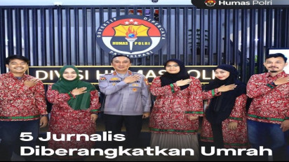 Rangkaian Perayaan HUT RI dan HUT Humas Polri, Irjen Sandi Berangkatkan 5 Jurnalis Ibadah Umrah