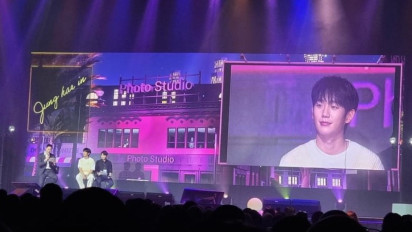 Nyanyikan Crazy hingga I Choose To Love You, Jung Hae In Mengaku Gerogi di Fan Meeting Jakarta