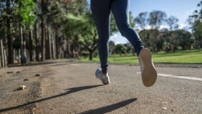 5 Tips Berolahraga di Tengah Tingginya Polusi Udara, Begini Kata Dokter