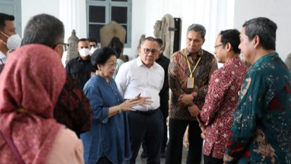 Megawati Kunjungi Lokasi Kebakaran Museum Nasional