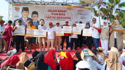 Puluhan Ribu Warga Gresik Banjiri GKB Convex, Dukung Prabowo Presiden 2024