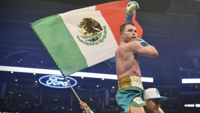 Canelo Vs Charlo - II Kejuaraan Dunia Sejati Super Middleweight: Kekayaan Canelo akan Bertambah Rp1,5 T