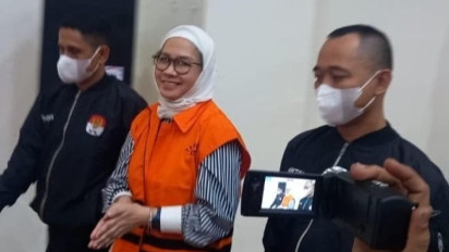 KPK Tahan Mantan Dirut Pertamina Karen Agustiawan di Kasus LNG