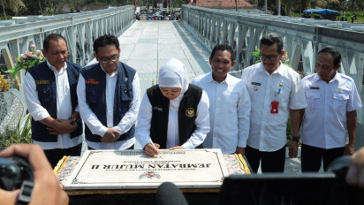 Gubernur Jawa Timur Resmikan Jembatan Mujur Pascaputus Diterjang Banjir Bandang Semeru