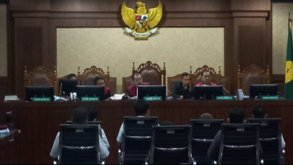 Sespri Johnny G Plate Akui Terima Duit Rp1 Miliar, Happy Endah: Uangnya Sudah Habis, Segera Saya Kembalikan Yang Mulia