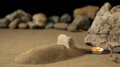 Pada Malam Jumat Ruh Orang Meninggal Akan Kembali ke Rumah? Begini Kata Ustaz Abdul Somad