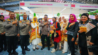 Hadiri Bazar Bhayangkari, Kapolri: Upaya Dorong UMKM Terus Bertumbuh