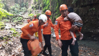 Hilang Semaleman Bocah 5 Tahun Ditemukan di Kubangan