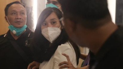 Virly Virginia Ungkap Digaji Kecil Saat Mainkan Film Dewasa : Pembayarannya Tidak Langsung, Disendat-sendat