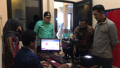 Disdukcapil Sidoarjo Permudah Masyarakat Rentan Bencana Mengurus Adminduk