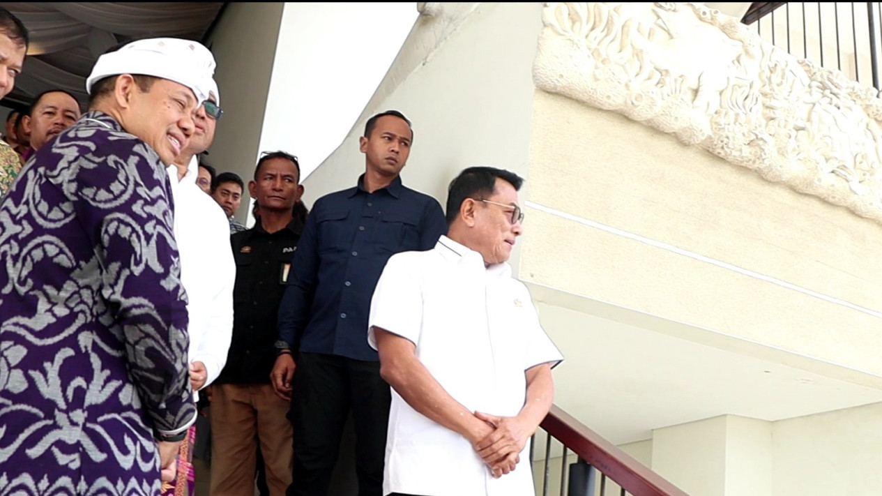 Pemerintah Bentuk Satgas Atasi Konflik Pulau Rempang, Moeldoko: Banyak Warga Serahkan Tanahnya
            - galeri foto