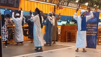 Viral Gerai Mie Gacoan Dirukiah Pria Bergamis di Madura, Manajer Terganggu