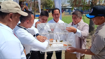 Ribuan Pecinta Kicau Burung Nusantara Adu Merdu dalam Ajang Piala Gubernur Jatim