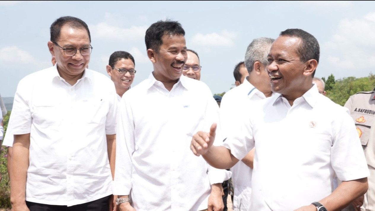 Menteri Bahlil Akui Sempat Lakukan Cara Tak Elegan sehingga Membuat Masyarakat Pulau Rempang 'Terusik'
            - galeri foto