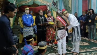 Bela Warga Rempang, Panglima Dayak Pajaji Pemimpin Pasukan Pantak Padagi Borneo Dapat Gelar Panglima Muda dari Keraton Amantubillah Mempawah