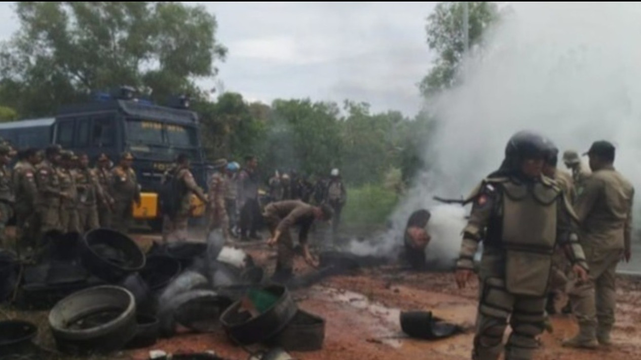 Ada Pihak Luar yang Ikut 'Main' dalam Kasus Rempang, Bahlil Sudah Pegang Identitasnya, Tapi...
            - galeri foto