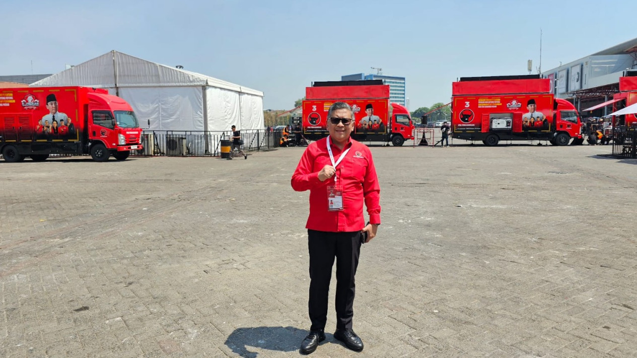 Sebarkan Pesan-Pesan Kebaikan, Mobil Bioskop Keliling Diluncurkan di Rakernas IV PDIP
            - galeri foto