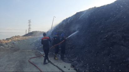 Update, sempat Padam, TPA Randegan Mojokerto Kembali Terbakar