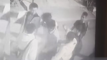 Viral! Video Diduga Mahasiswa di Lampung Dipiting dan Dipukul Rekannya