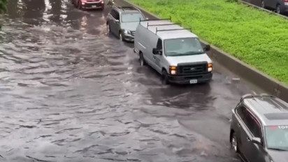 Kota New York Dilanda Hujan Deras, Wali Kota Menyatakan Keadaan Darurat