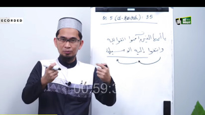 Perempuan Pakai Makeup Biar Cantik, Bolehkah dalam Islam? Ustaz Adi Hidayat Tegaskan Itu Hukumnya...