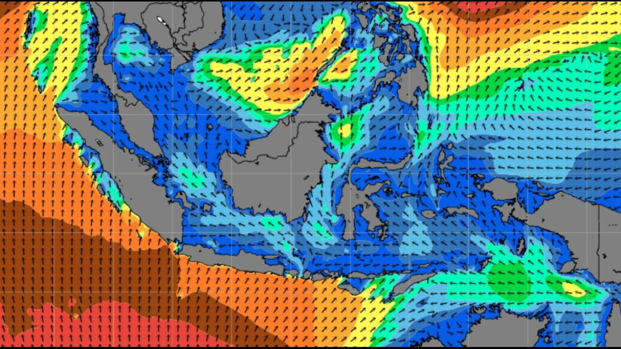 BMKG Jatim Warning Gelombang Tinggi di Beberapa Perairan di Wilayah Jawa Timur
            - galeri foto