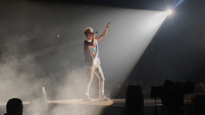 ONE OK ROCK Sukses Gelar Tur Album Luxury Disease 2023 di Jakarta, Sapa Penonton Pakai Bahasa Indonesia