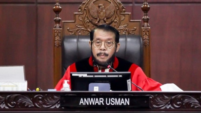 Ketua MK Anwar Usman Minta Maaf Sidang Putusan Ciptaker Ngaret Satu Jam Lebih