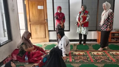 Makan Nasi Kotak Acara Kenduri, 79 Orang Alami Keracunan Makanan