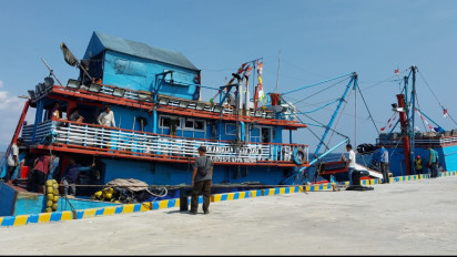 Cuaca Bersahabat, Kapal Ikan Balik Kandang Bersandar ke Pelabuhan Masami Banyuwangi